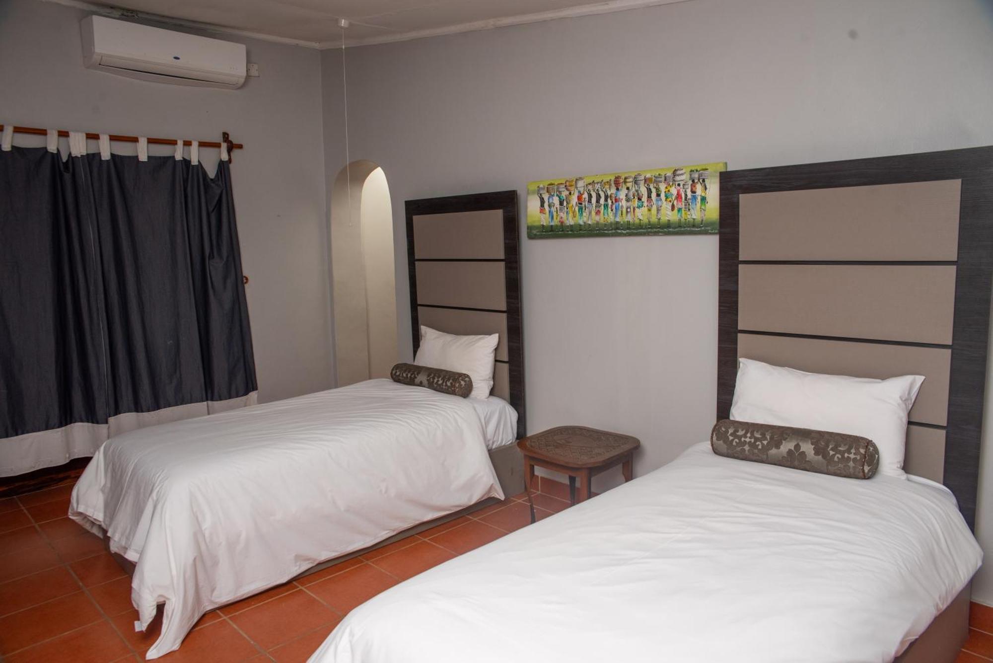Sunbird Chintheche Hotel Nkhata Bay Exterior foto
